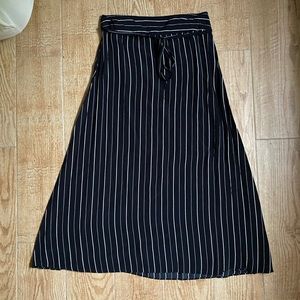 Black and White Stripped Midi Skirt